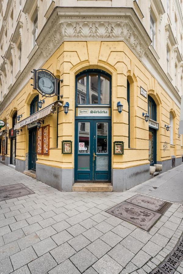 Pyvo Street Home With Balcony By Nw Budapest Exterior photo