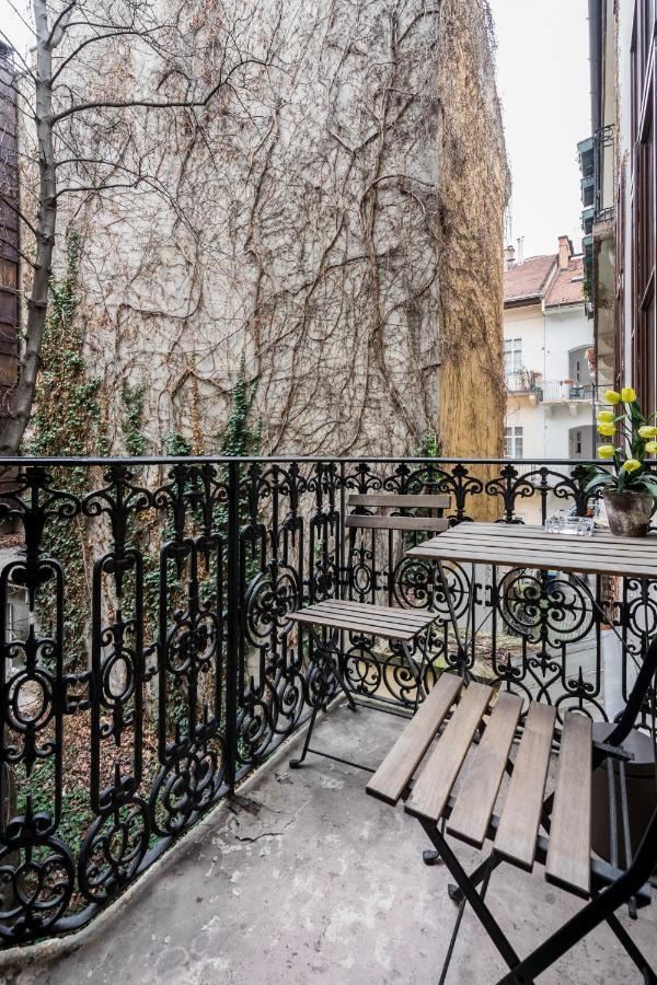 Pyvo Street Home With Balcony By Nw Budapest Exterior photo